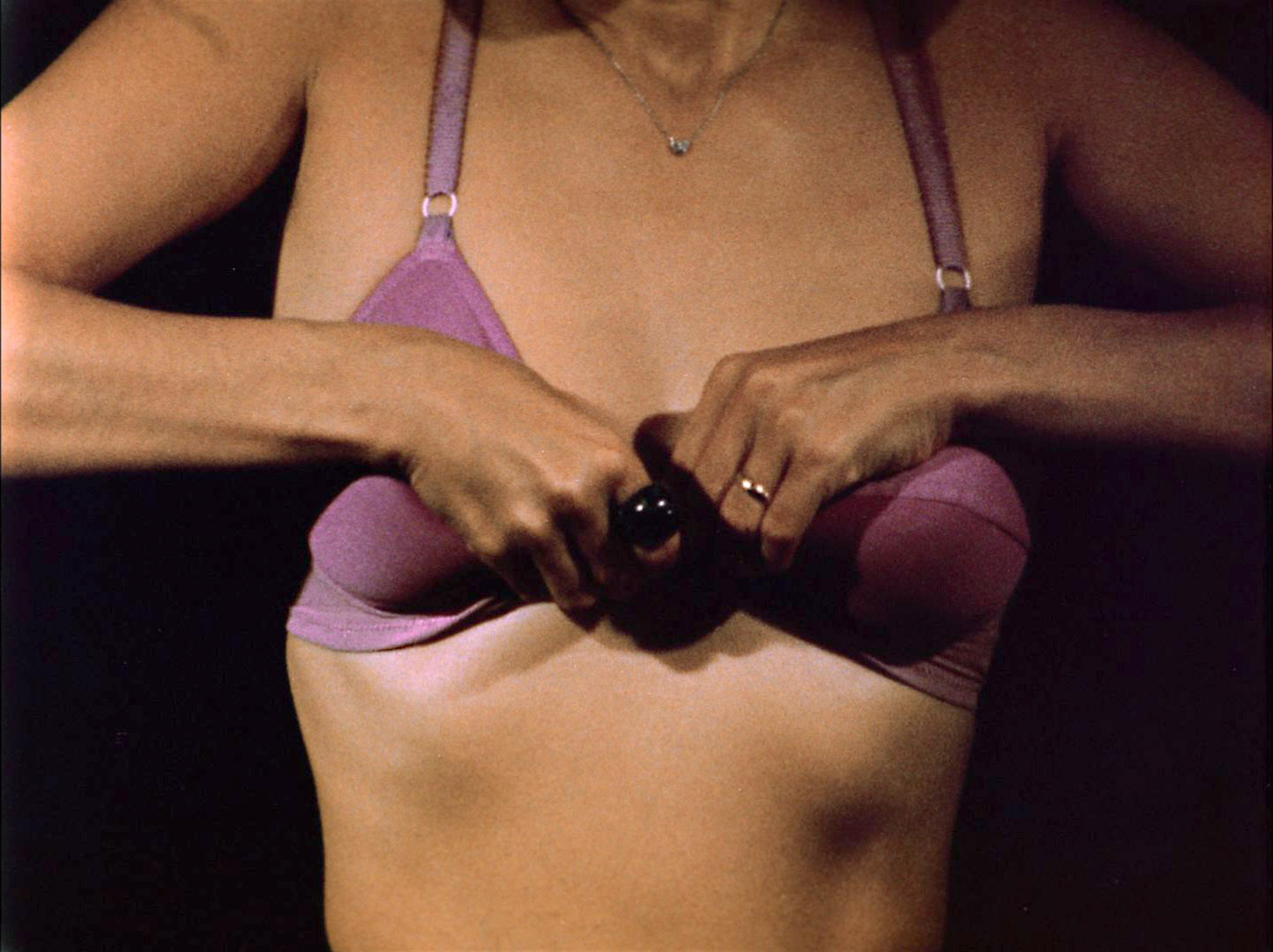 Yoko_Ono_Freedom_1970