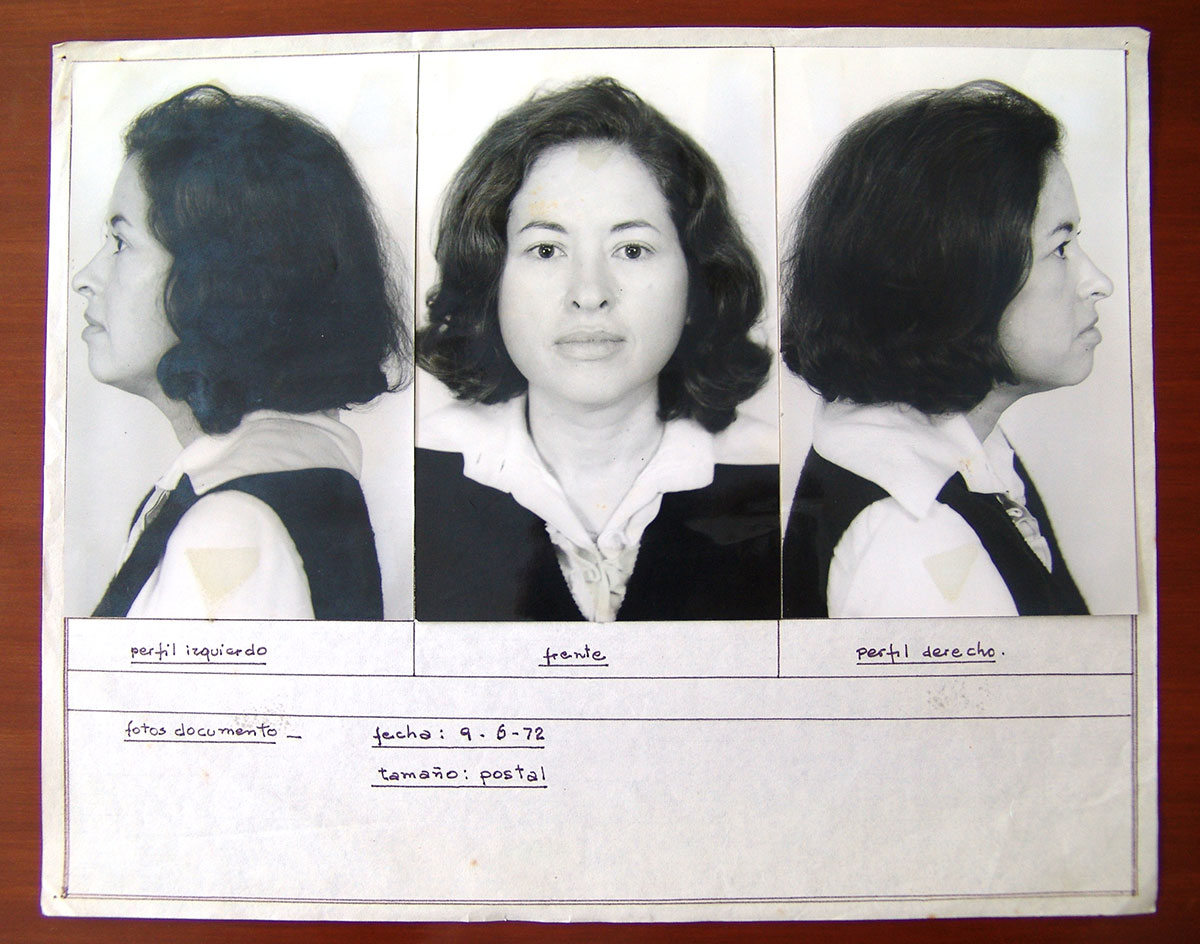 teresa-burga-autorretrato