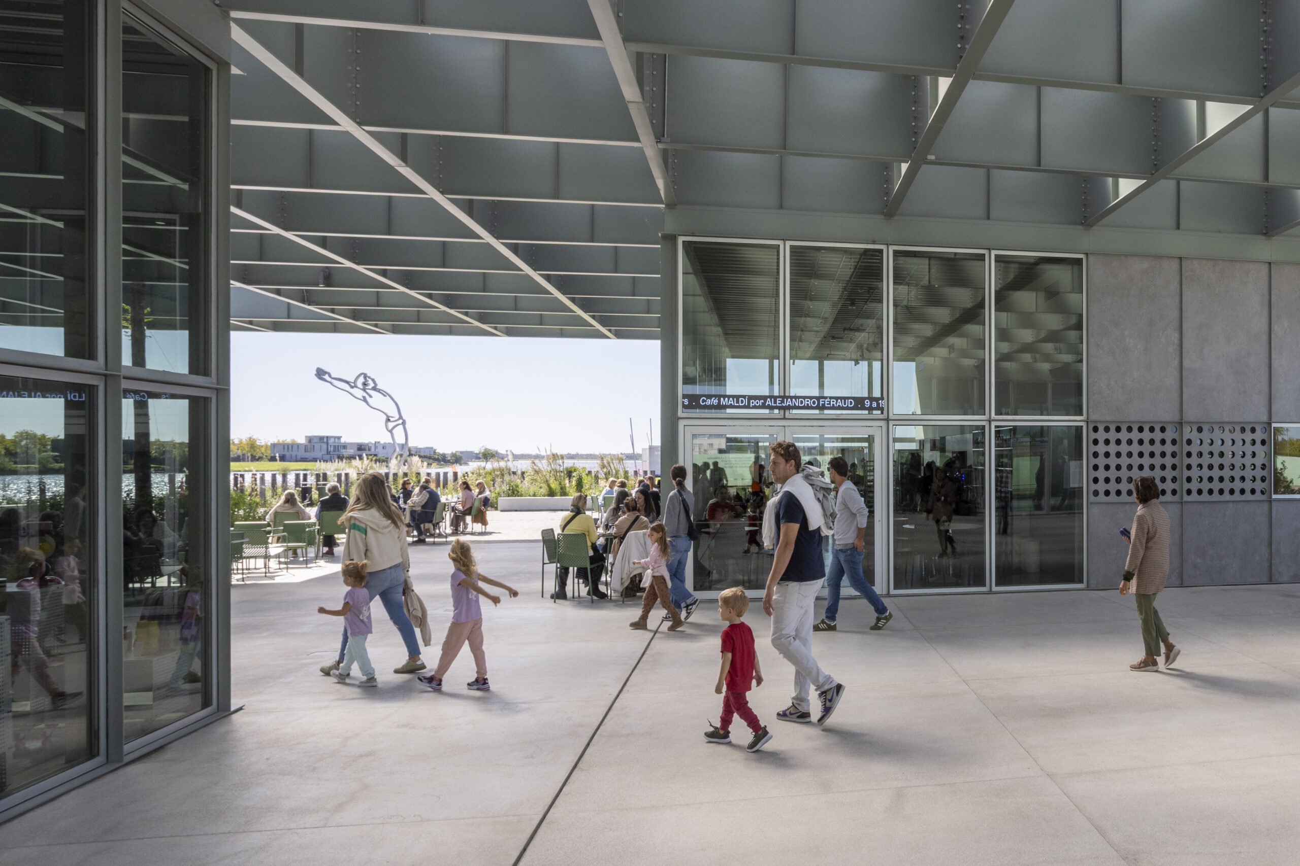 puertos-GENTE-ALTA-0353-1-scaled