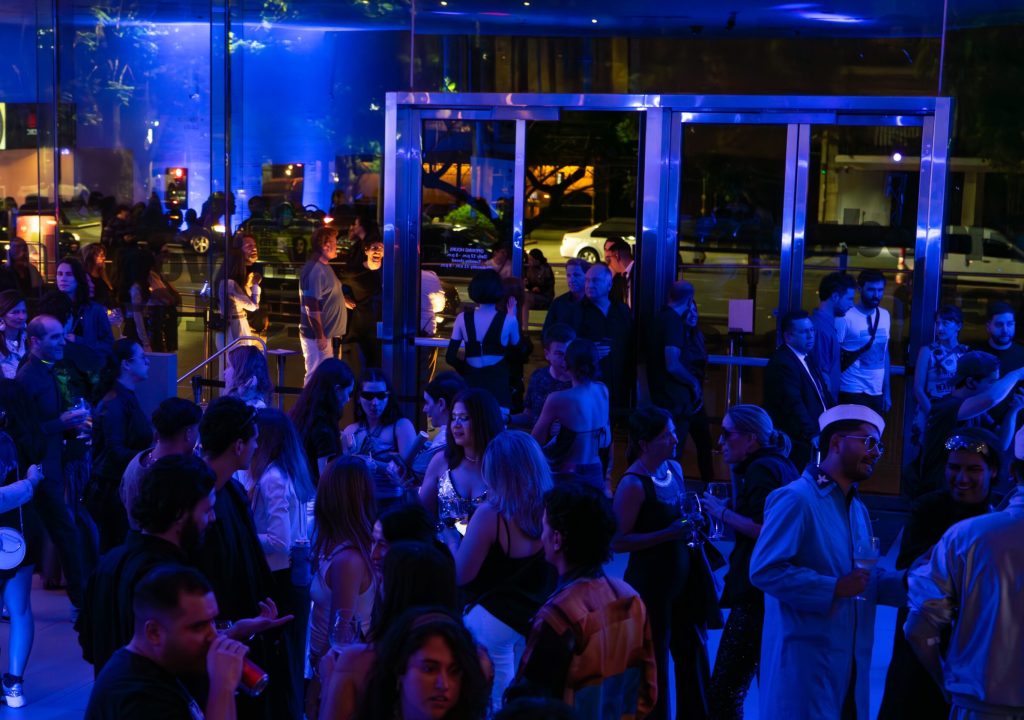 AUR07983-Enhanced-NR-scaled