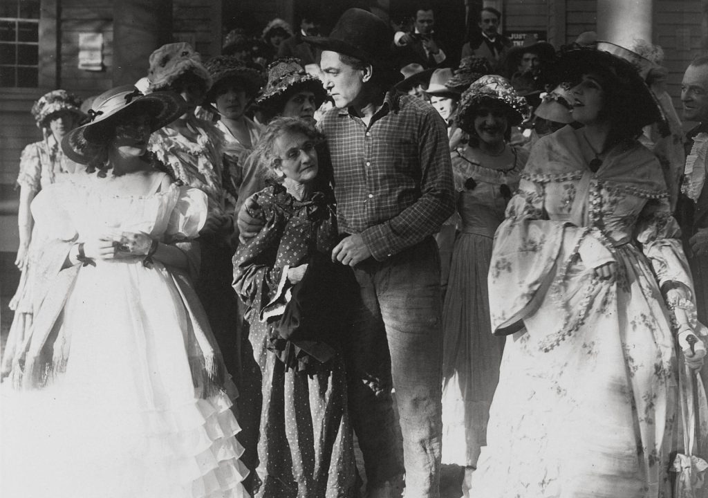 Original Film Title: THE SCARLET DROP.  English Title: THE SCARLET DROP.  Film Director: JOHN FORD.  Year: 1918. Credit: UNIVERSAL PICTURES / Album